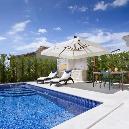 Gioia By Hmz Villa Tar-Vabriga